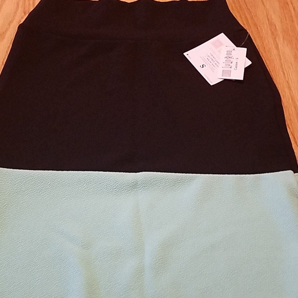 Clothing - Picture 2 of 2